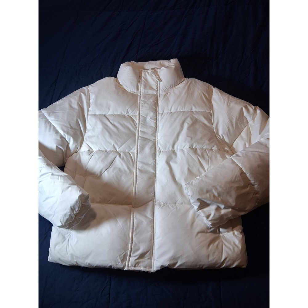 Fabletics Puffer‎ Jacket Size S White Athleisure Workout Gorpcore Winter